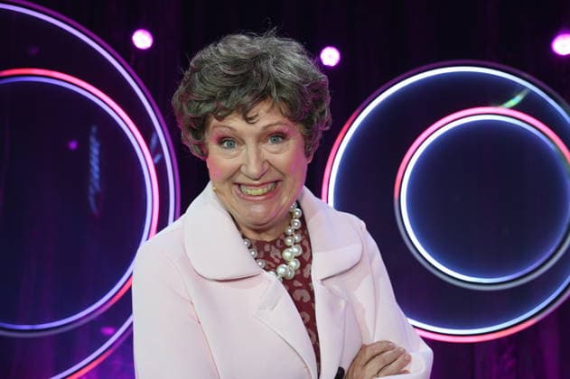 Kabarettistin Lioba Albus zu Gast bei der ARD Show Ladies Night die einzige Comedy- und Kabarettshow mit rein weiblicher Besetzung im deutschsprachigen Fernsehen: