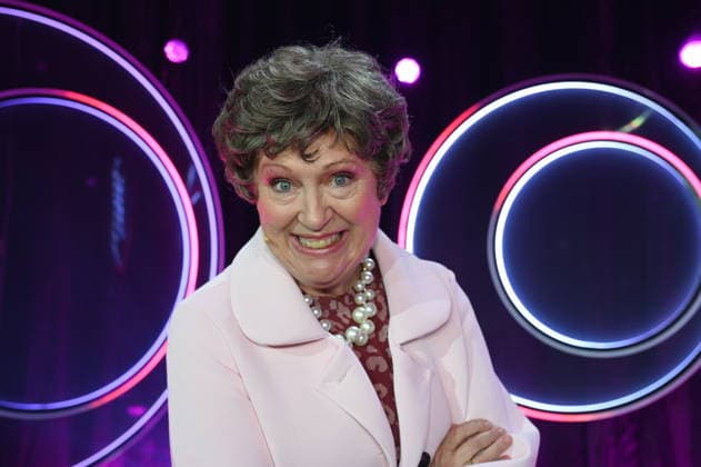 Kabarettistin Lioba Albus zu Gast bei der ARD Show Ladies Night die einzige Comedy- und Kabarettshow mit rein weiblicher Besetzung im deutschsprachigen Fernsehen: