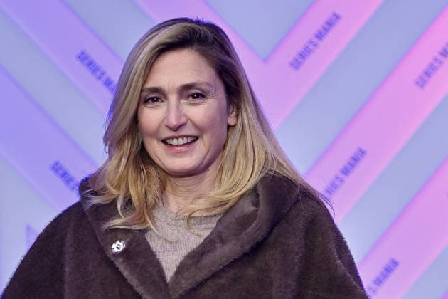 Series Mania Festival - Day 7. FC LILLE, FRANCE - MARCH 26 Julie Gayet actrice, productrice et realisatrice. directrice du festival Soeurs Jumelles attends the premiere of My Brother during Day Seven of the Series Mania Festival on March 26, 2026 in Lille, France. Photo by Franck Castel ABACAPRESS.COM Lille France  Copyright: xCastelxFranck ABACAx