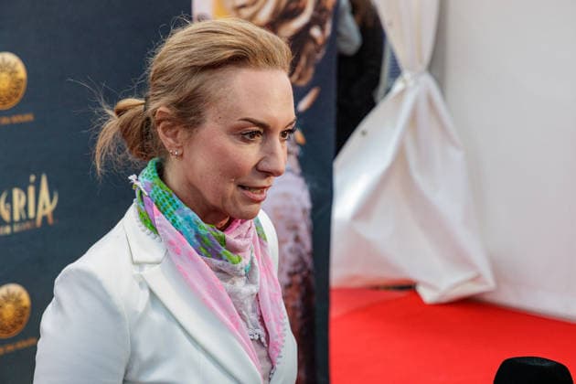 26.03.2026. Düsseldorf. Cirque du Soleil - Alegria. Red Carpet am Abend der Düsseldorfer Premiere. Hier: Gästin Düsseldorf Gerresheim Glasmacherviertel Nordrhein-Westfalen Deutschland