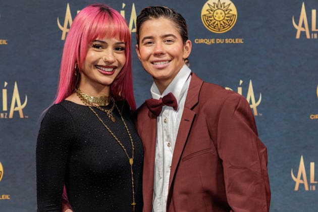 26.03.2026. Düsseldorf. Cirque du Soleil - Alegria. Red Carpet am Abend der Düsseldorfer Premiere. Hier (l-r): Chantal-Jale Kirman und Hanna Sökeland Düsseldorf Gerresheim Glasmacherviertel Nordrhein-Westfalen Deutschland