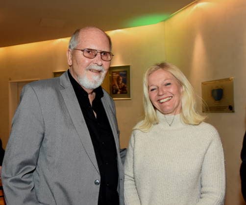 Gunter Fette Nachlassverwalter fuer Werke von Karl Valentin und Liesl Karlstadt Urenkelin von Karl Valentin Roesmarie Scheitler Muenchen Gruenwald 26.03.2026 Buergerhaus Roemerschanz Ausstellungs Eroeffnung fuer die Sonderausstellung Karl Valentin und die Alten Rittersleut in der Burg Gruenwald, Zweigmuseum der Archaeologischen Staatssammlung, Foto Muenchen