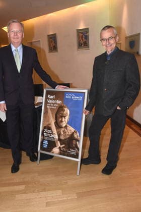 Jan Neusiedl 1.Buergermeister Gruenwald Prof Dr. Rupert Gebhard Direktor Burg Gruenwald Muenchen Gruenwald 26.03.2026 Buergerhaus Roemerschanz Ausstellungs Eroeffnung fuer die Sonderausstellung Karl Valentin und die Alten Rittersleut in der Burg Gruenwald, Zweigmuseum der Archaeologischen Staatssammlung, Foto Muenchen