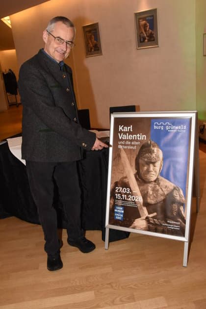Prof Dr. Rupert Gebhard Direktor Burg Gruenwald Muenchen Gruenwald 26.03.2026 Buergerhaus Roemerschanz Ausstellungs Eroeffnung fuer die Sonderausstellung Karl Valentin und die Alten Rittersleut in der Burg Gruenwald, Zweigmuseum der Archaeologischen Staatssammlung, Foto Muenchen
