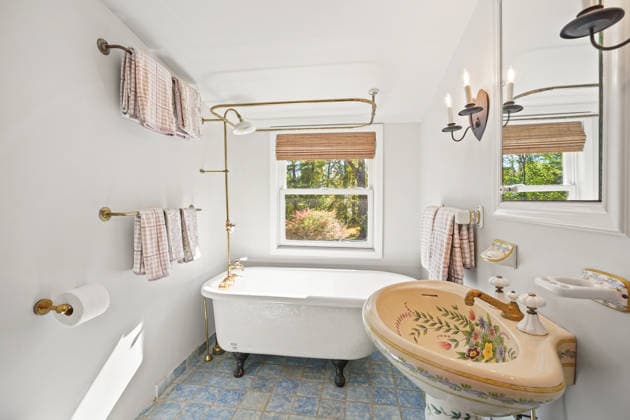 Drew Barrymore is selling her huge historic 1740s estate just TWO years after she bought it for eye-watering £3.7m Story from Jam Press (Drew Barrymore Estate) Pictured: The £3.7m estate. Drew Barrymore is selling her huge historic 1740s estate just TWO years after she bought it for eye-watering £3.7m Hollywood star Drew Barrymore is selling her huge estate just two years after she bought it. The actress and talk show host has listed her sprawling home for .99m (£3.7m). The historic six-bedroom, nine-bathroom estate in Harrison, Westchester County, New York, has nearly 12 acres of land and dates back to the 1740s. Barrymore bought it as a convenient countryside escape from New York City, where she films her talk show. But it needed a  Copyright: xJamxPress ModernxAngles