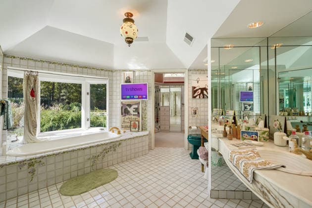 Drew Barrymore is selling her huge historic 1740s estate just TWO years after she bought it for eye-watering £3.7m Story from Jam Press (Drew Barrymore Estate) Pictured: The £3.7m estate. Drew Barrymore is selling her huge historic 1740s estate just TWO years after she bought it for eye-watering £3.7m Hollywood star Drew Barrymore is selling her huge estate just two years after she bought it. The actress and talk show host has listed her sprawling home for .99m (£3.7m). The historic six-bedroom, nine-bathroom estate in Harrison, Westchester County, New York, has nearly 12 acres of land and dates back to the 1740s. Barrymore bought it as a convenient countryside escape from New York City, where she films her talk show. But it needed a  Copyright: xJamxPress ModernxAngles