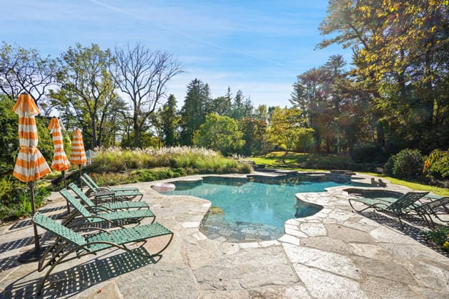 Drew Barrymore is selling her huge historic 1740s estate just TWO years after she bought it for eye-watering £3.7m Story from Jam Press (Drew Barrymore Estate) Pictured: The £3.7m estate. Drew Barrymore is selling her huge historic 1740s estate just TWO years after she bought it for eye-watering £3.7m Hollywood star Drew Barrymore is selling her huge estate just two years after she bought it. The actress and talk show host has listed her sprawling home for .99m (£3.7m). The historic six-bedroom, nine-bathroom estate in Harrison, Westchester County, New York, has nearly 12 acres of land and dates back to the 1740s. Barrymore bought it as a convenient countryside escape from New York City, where she films her talk show. But it needed a  Copyright: xJamxPress ModernxAngles