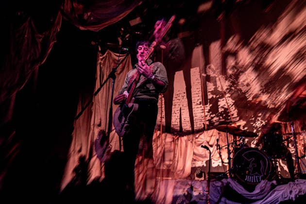Biznaga concert at La Riviera The musical group Biznaga during a performance at the Sala La Riviera, on March 27, 2026, in Madrid Spain Biznaga, a punk rock band from Madrid, presents live their usual repertoire to the audience of the hall, The performance takes place in a large venue, with a standard stage set-up and professional amplified sound for the audience 27 MARCH 2026 CONCERT GRUPO BIZNAGA MÚSICA MÚSICO BANDA Madrid Madrid Espana  Copyright: xRicardoxRubiox 7401852