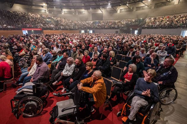 2026.03.27 Sparkassen-Arena Zwickau - Paul Panzer gastiert mit seinem neuen Programm Schöne neue Welt in der Sparkassen-Arena Zwickau