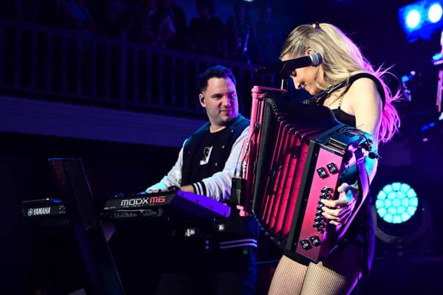 Konzert - Naschenweng Melissa beim Konzert im Rahmen von 10 Jahre InnCarree Mühldorf und 30 Jahre Wimmer Schreinerei und Einrichtungshof Mühldorf InnCarree Oberbayern Deutschland