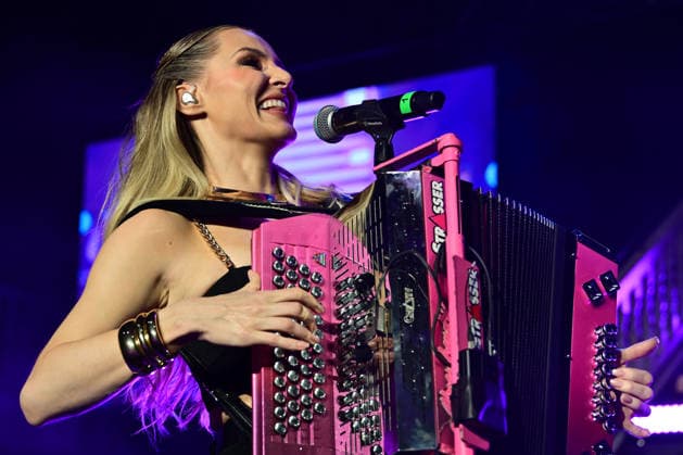 Konzert - Naschenweng Melissa beim Konzert im Rahmen von 10 Jahre InnCarree Mühldorf und 30 Jahre Wimmer Schreinerei und Einrichtungshof Mühldorf InnCarree Oberbayern Deutschland