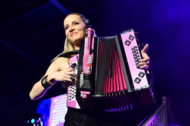 Konzert - Naschenweng Melissa beim Konzert im Rahmen von 10 Jahre InnCarree Mühldorf und 30 Jahre Wimmer Schreinerei und Einrichtungshof Mühldorf InnCarree Oberbayern Deutschland