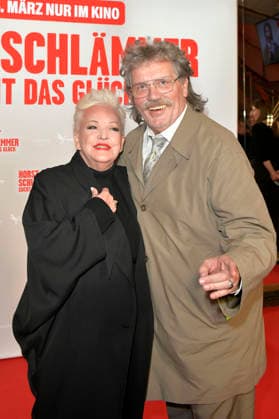 Angelika Milster und Hape Kerkeling bei der Premiere des Kinofilms Horst Schlämmer sucht das Glück im Zoo Palast. Berlin, 27.03.2026