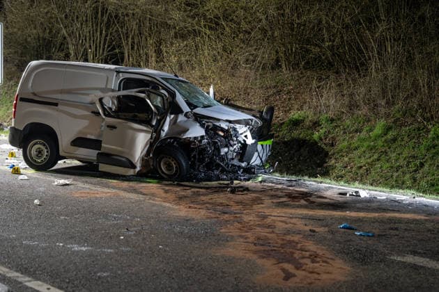 Tödlicher Verkehrsunfall auf der L288 erschüttert Region Westerburg Westerwaldkreis, L288 zwischen A Rheinland-Pfalz Deutschland