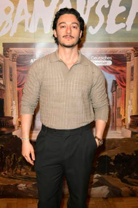 Mehmet Daloglu beim Special Screening Banausen - Comedy. Theater. Chaos. im Deutschen Theater. Berlin, 27.03.2026