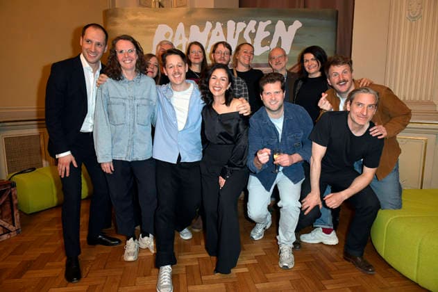 Cast und Team beim Special Screening Banausen - Comedy. Theater. Chaos. im Deutschen Theater. Berlin, 27.03.2026