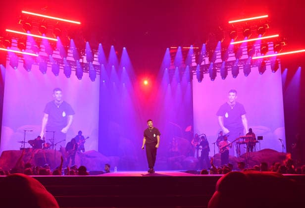 March 27, 2026, Norfolk, Virginia, USA: PHIL WICKHAM brings his Songs of the Saints Tour to the at The Chartway Arena at Old Dominion University, Norfolk, Virginia on 27 March 2026. photo Ã‚ Norfolk USA  - ZUMAm90_ 20260327_zap_m90_042 Copyright: xJeffxMoorex