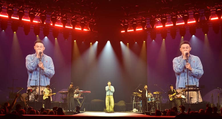March 27, 2026, Norfolk, Virginia, USA: TAUREN WELLS brings some christan music to the at The Chartway Arena at Old Dominion University, Norfolk, Virginia on 27 March 2026. photo Ã‚ Norfolk USA  - ZUMAm90_ 20260327_zap_m90_045 Copyright: xJeffxMoorex