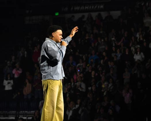 March 27, 2026, Norfolk, Virginia, USA: TAUREN WELLS brings some christan music to the at The Chartway Arena at Old Dominion University, Norfolk, Virginia on 27 March 2026. photo Ã‚ Norfolk USA  - ZUMAm90_ 20260327_zap_m90_065 Copyright: xJeffxMoorex