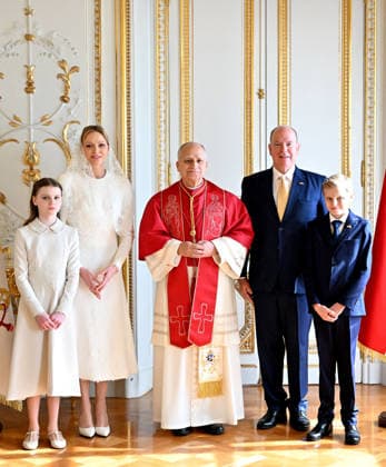 Pope Leo XIV with Prince Albert II of Monaco, Princess Charlène,Prince Jacques and Princess Gabriella Meeting at the Pricnier Palace and official photo Historic visit of Pope Leo XIV to Monaco on March 28, 2026 Bruno Bebert Dominique Jacovides Bestimage Pope Leo XIV s meeting with Prince Albert II of Monaco and Princess Charlene at the Prince s Palace Historic visit of Pope Leo XIV to Monaco on March 28, 2026 Monaco  Copyright: xDominiquexJacovidesx-xBrunoxBebertx xBestimagexDominiquexJacovidesx-xBrunoxBebertx xBestimagex