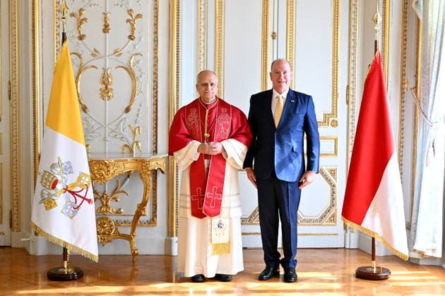 Pope Leo XIV with Prince Albert II of Monaco Meeting at the Pricnier Palace and official photo Historic visit of Pope Leo XIV to Monaco on March 28, 2026 Bruno Bebert Dominique Jacovides Bestimage Pope Leo XIV s meeting with Prince Albert II of Monaco and Princess Charlene at the Prince s Palace Historic visit of Pope Leo XIV to Monaco on March 28, 2026 Monaco  Copyright: xDominiquexJacovidesx-xBrunoxBebertx xBestimagexDominiquexJacovidesx-xBrunoxBebertx xBestimagex