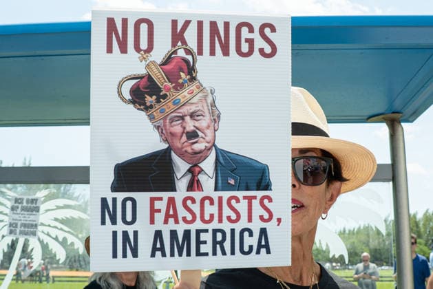 ‘No Kings’ rally draws dozens of protesters in Miami MIAMI BEACH, UNITED STATES - MARCH 28: People take part in a No Kings rally, holding signs and chanting slogans as part of a broader movement taking place across several U.S. cities in Miami Beach, United States, on March 28, 2026. Jesus Olarte Anadolu Miami Beach United States. Editorial use only. Please get in touch for any other usage.  Copyright: x2026xAnadoluxJesusxOlartex