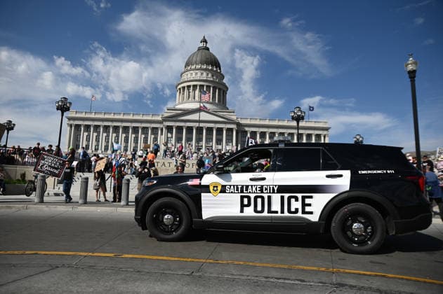 March 28, 2026, Salt Lake City, Utah, United States of America: Protesters gather in downtown Salt Lake City for the No Kings Protest. Marching through the streets the protesters ended the march at the state capitol. Salt Lake City United States of America - ZUMAk176 20260328_zip_k176_023 Copyright: xMadeleinexKellyx