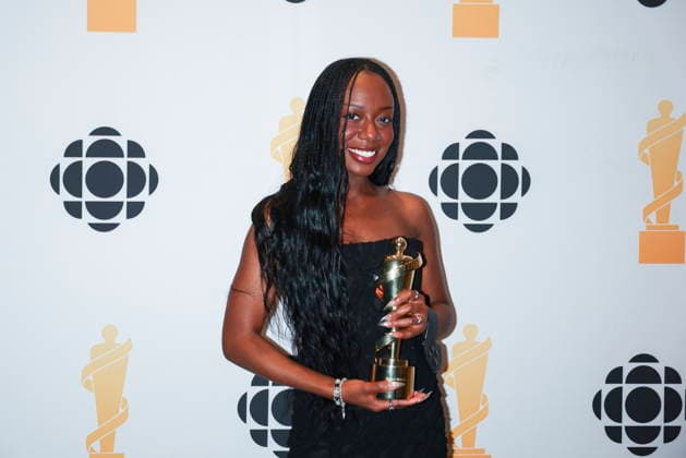 March 28, 2026, Hamilton, On, Canada: Debby Friday poses for photos after winning Dance Recording of the Year during the 2026 Juno Awards Gala in Hamilton, Saturday, March 28, 2026. Hamilton Canada  - ZUMAc35_ 20260328_zaf_c35_183 Copyright: xNickxIwanyshynx