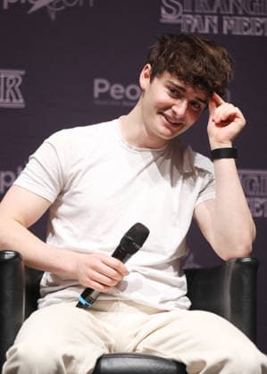Exclusive Noah Schnapp at the SFM9 Stranger Things Cult Series Convention at the Villepinte Exhibition Center on March 28, 2026 Denis Guignbourg Bestimage Exclusive For Germany call for price SFM9 Stranger Things Cult Series Convention at the Villepinte Exhibition Center on March 28, 2026 Paris France  Copyright: xDenisxGuignebourgx xBestimagexDenisxGuignebourgx xBestimagex