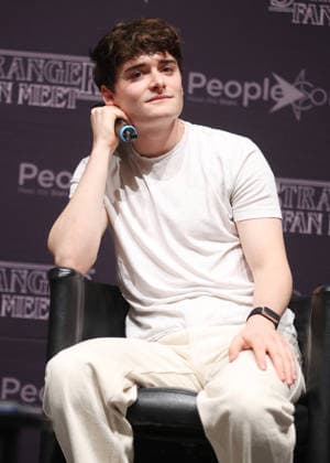Exclusive Noah Schnapp at the SFM9 Stranger Things Cult Series Convention at the Villepinte Exhibition Center on March 28, 2026 Denis Guignbourg Bestimage Exclusive For Germany call for price SFM9 Stranger Things Cult Series Convention at the Villepinte Exhibition Center on March 28, 2026 Paris France  Copyright: xDenisxGuignebourgx xBestimagexDenisxGuignebourgx xBestimagex