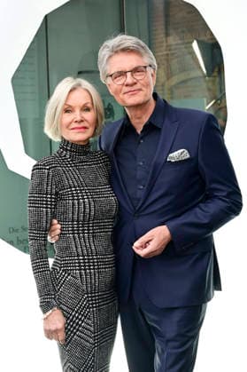 Peter Escher mit Ehefrau Ulrike bei der 9. Windflüchter Charity Gala 2026 zu Gunsten der Stiftung Betroffen˜ im Störtebeker Brauquartier. Stralsund, 28.03.2026