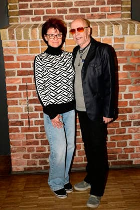 Toni Krahl mit Ehefrau Tanja bei der 9. Windflüchter Charity Gala 2026 zu Gunsten der Stiftung Betroffen˜ im Störtebeker Brauquartier. Stralsund, 28.03.2026