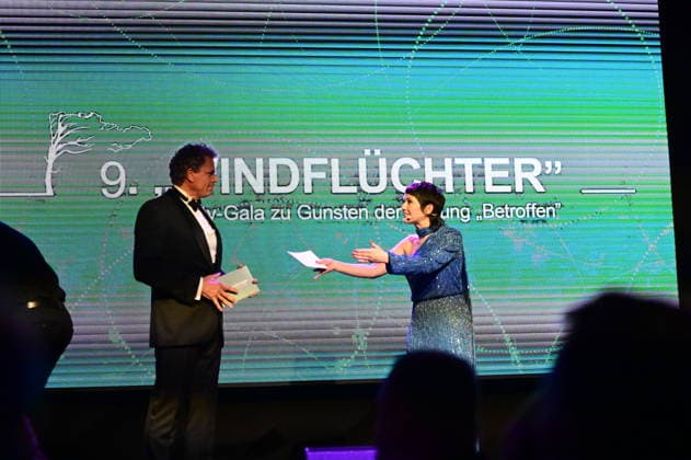 Matthias Birth und Madeleine Wehle bei der 9. Windflüchter Charity Gala 2026 zu Gunsten der Stiftung Betroffen˜ im Störtebeker Brauquartier. Stralsund, 28.03.2026 Copyright: xMatthiasxWehnertx