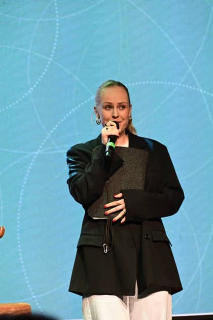 Clara Lösel bei der 9. Windflüchter Charity Gala 2026 zu Gunsten der Stiftung Betroffen˜ im Störtebeker Brauquartier. Stralsund, 28.03.2026 Copyright: xMatthiasxWehnertx