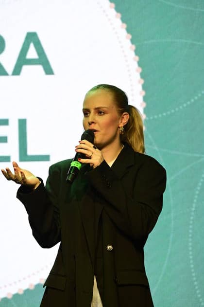 Clara Lösel bei der 9. Windflüchter Charity Gala 2026 zu Gunsten der Stiftung Betroffen˜ im Störtebeker Brauquartier. Stralsund, 28.03.2026 Copyright: xMatthiasxWehnertx