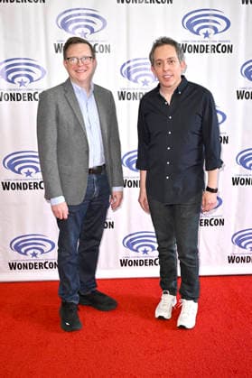 Matt Wolpert und Ben Nedivi beim Photocall zur Apple TV+ Serie For All Mankind auf der WonderCon 2026 im Anaheim Convention Center. Anaheim, 28.03.2026