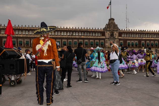 March 29, 2026, Mexico City, Mexico: Performers, dancers and musicians took part in the Third Carnival of Carnivals in Mexico City, where thousands of people followed the route from the Monument to the Revolution to the Zocalo, in a celebration defined by masks, traditional costumes and live music. Mexico City Mexico - ZUMAl178 20260329_znp_l178_066 Copyright: xCristianxLeyvax