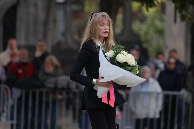 Isabelle Mergault Funeral At Pere Lachaise - Paris Arielle Dombasle during the funeral of Isabelle Mergault for a secular ceremony beneath the dome of Père-Lachaise Cemetery in Paris, France on Monday, March 30, 2026 before she is laid to rest at Montmartre Cemetery. Isabelle Mergault actress, director and columnist’ died at the age of 67. Photo by Nasser Berzane ABACAPRESS.COM Paris France  Copyright: xBerzanexNasser ABACAx