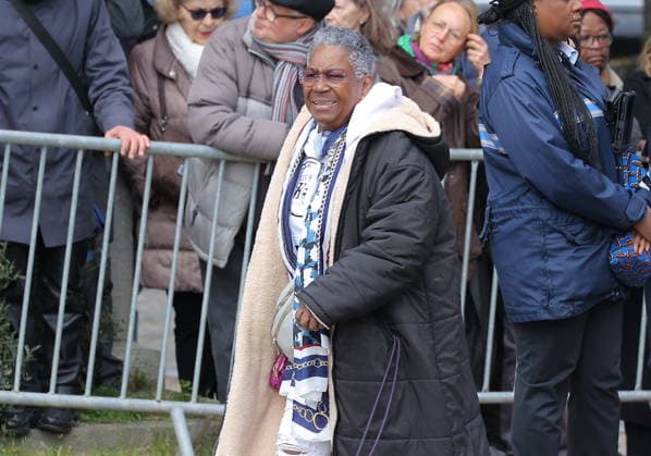 Isabelle Mergault Funeral At Pere Lachaise - Paris Firmine Richard during the funeral of Isabelle Mergault for a secular ceremony beneath the dome of Père-Lachaise Cemetery in Paris, France on Monday, March 30, 2026 before she is laid to rest at Montmartre Cemetery. Isabelle Mergault actress, director and columnist’ died at the age of 67. Photo by Nasser Berzane ABACAPRESS.COM Paris France  Copyright: xBerzanexNasser ABACAx