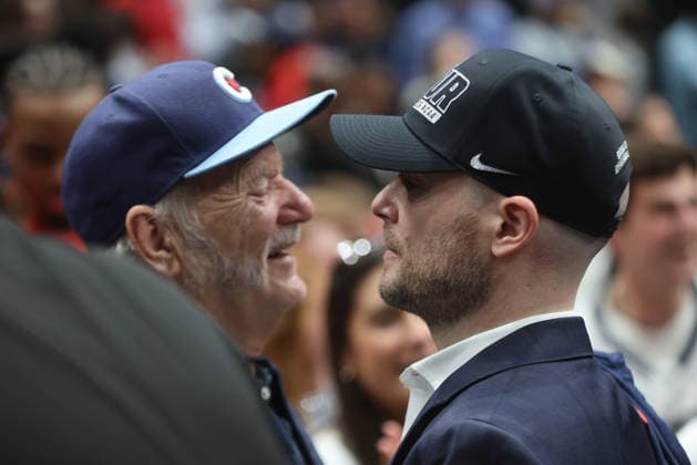 WASHINGTON, D.C. - MARCH 29: Bill Murray and son UCONN coach Luke Murray seen at the University of Connecticut vs Duke Blue Devils Men™s NCAA basketball Tournament - Elite Eight on March 29, 2026 at Capital One Arena in Washington, D.C.. Copyright: xmpi34 MediaPunchx
