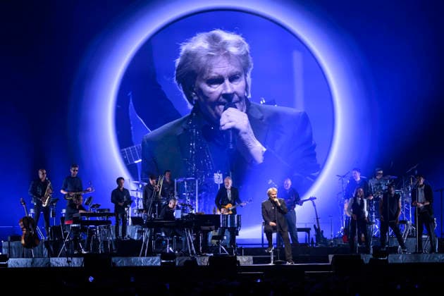 Schlagerstar Howard Carpendale (80 Jahre) live bei einem Konzert seiner Abschiedstournee Lets Do It Again, Again! in der Dortmunder Westfalenhalle. Dortmund, 29.03.2026 NRW Deutschland Copyright: xSaschaxSchuermannx