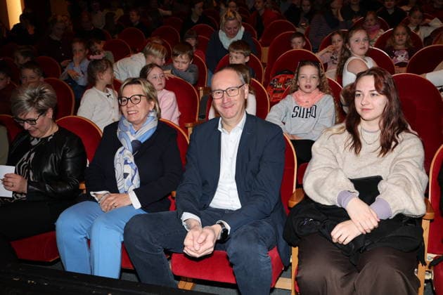 Barbara Klepsch und Karsten Vogt beim 25. Schüler-Welt-Theatertag - Swetowy dzen sulerskeho dziwadla, Deutschlands größtes Schülertheatertreffen im Deutsch-Sorbischen Volkstheater. Bautzen, 30.03.2026 Copyright: xMatthiasxWehnertx