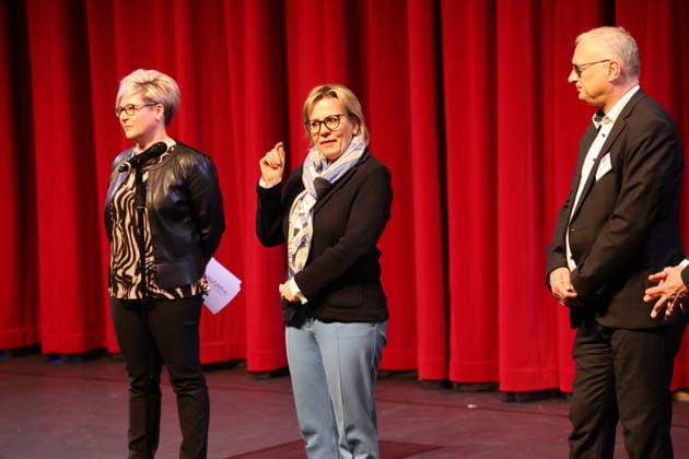 Romy Reinisch, Barbara Klepsch und Lutz Hillmann beim 25. Schüler-Welt-Theatertag - Swetowy dzen sulerskeho dziwadla, Deutschlands größtes Schülertheatertreffen im Deutsch-Sorbischen Volkstheater. Bautzen, 30.03.2026 Copyright: xMatthiasxWehnertx