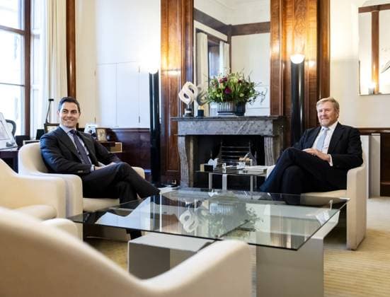 THE HAGUE - King Willem-Alexander receives Prime Minister Rob Jetten in his office at Noordeinde Palace for the first weekly meeting since the swearing-in of the Jetten cabinet. The King and the Prime Minister speak with each other almost every Monday. During these conversations, the King is kept informed of current government policy. REMKO DE WAAL POOL ANP netherlands out - belgium out  Copyright: xx x554736867x originalFilename: 554736867.jpg