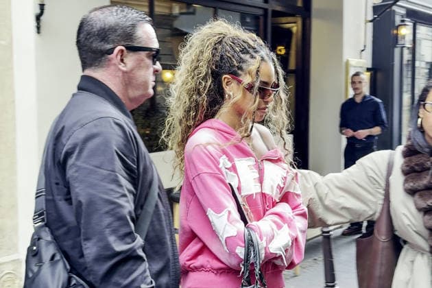 Blue Ivy Carter and her sister Rumi went to lunch at the Aux Près Cyril Lignac restaurant in Paris, France, on March 30, 2026 Yehiel Chekroune Bestimage Blue Ivy Carter and her sister Rumi went to lunch at the Aux Près Cyril Lignac restaurant in Paris, France, on March 30, 2026 Paris France  Copyright: xYehielxChekrounex xBestimagexYehielxChekrounex xBestimagex