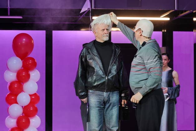 30.03.2026 , Axel Wandtke als Anselme, Lars Eidinger als Harpagon, Mano Thiravong als Marianne in Der Geizige, Schaubuehne am Lehniner Platz, Berlin, Premiere am 02.04.2026, Regie Thomas Ostermeier, Berlin Deutschland, Germany
