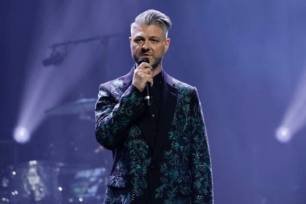Pierre Lapointe on stage at the Gala evening for the Alzheimer s Research Foundation Paris 2026 at the Olympia on March 30, 2026 Borde Rindoff Bestimage Gala evening for the Alzheimer s Research Foundation Paris 2026 at the Olympia on March 30, 2026 Paris France  Copyright: xRINDOFF-BORDEx xBESTIMAGExRINDOFF-BORDEx xBESTIMAGEx