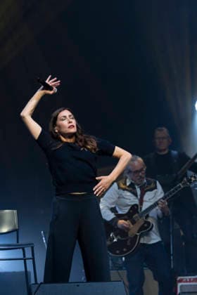 Olivia Ruiz on stage at the gala evening for the Alzheimers Research Foundation Paris 2026 at the Olympia on March 30, 2026 Borde Rindoff Bestimage Gala evening for the Alzheimers Research Foundation Paris 2026 at the Olympia on March 30, 2026 Paris France  Copyright: xRINDOFF-BORDEx xBESTIMAGExRINDOFF-BORDEx xBESTIMAGEx