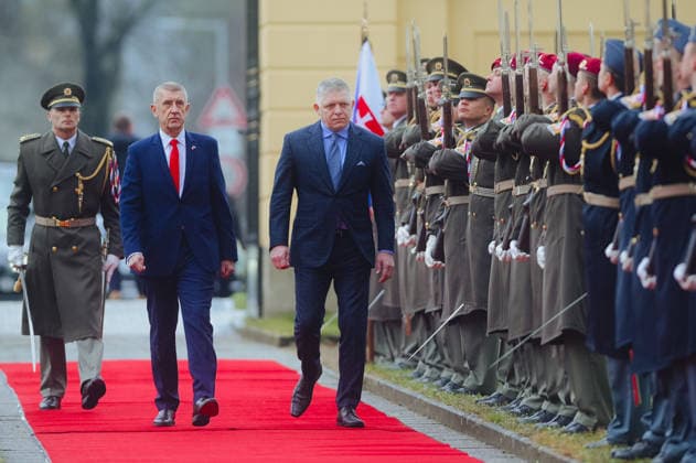 Bilateral meeting between Czech Prime Ministers Babis and Slovak Prime Minster Robert Fico STUDENKA, CZECH REPUBLIC – MARCH 31: Andrej Babis, Prime Minister of the Czech Republic (L), welcomes Robert Fico, Prime Minister of Slovakia during a Czech–Slovak bilateral meeting in Studenka, Czech Republic on March 31, 2026. Leaders of both countries reached an agreement in January to resume joint government talks, covering issues ranging from defense cooperation to easing the impact of rising energy costs. Robert Nemeti Anadolu Studenka Czech Republic. Editorial use only. Please get in touch for any other usage.  Copyright: x2026xAnadoluxRobertxNemetix