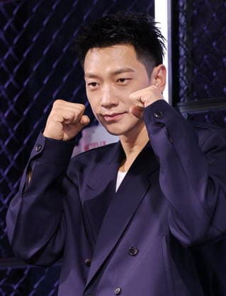 S. Korean actor Jung Ji-hoon S. Korean actor Jung Ji-hoon South Korean actor Jung Ji-hoon, who stars in the Bloodhounds Season 2, an original action series by Netflix, poses for a photo during a publicity event in Seoul on March 31, 2026. The seven-episode series will be released worldwide on April 3. (Yonhap) 2026-04-01 04:47:44 < 1980-2026 YONHAPNEWS AGENCY. .> ¼­¿ïÆ¯º°½Ã EDITORIAL USE ONLY  Copyright: xx PYH2026033119960034400 YonhapxNewsx yonphotos250925